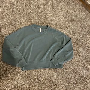 Lululemon Perfectly Oversized Cropped Crew (softstreme)